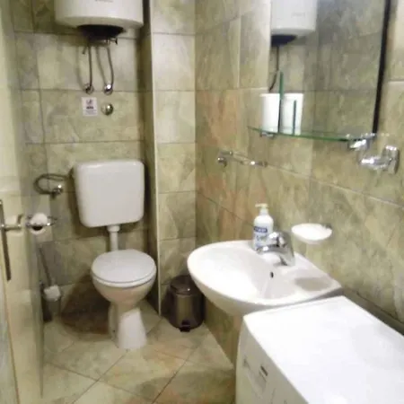 In - Sibenik Riviera 36432 *