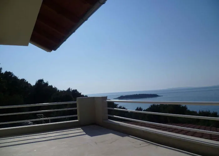 In - Sibenik Riviera 36432 * Primosten